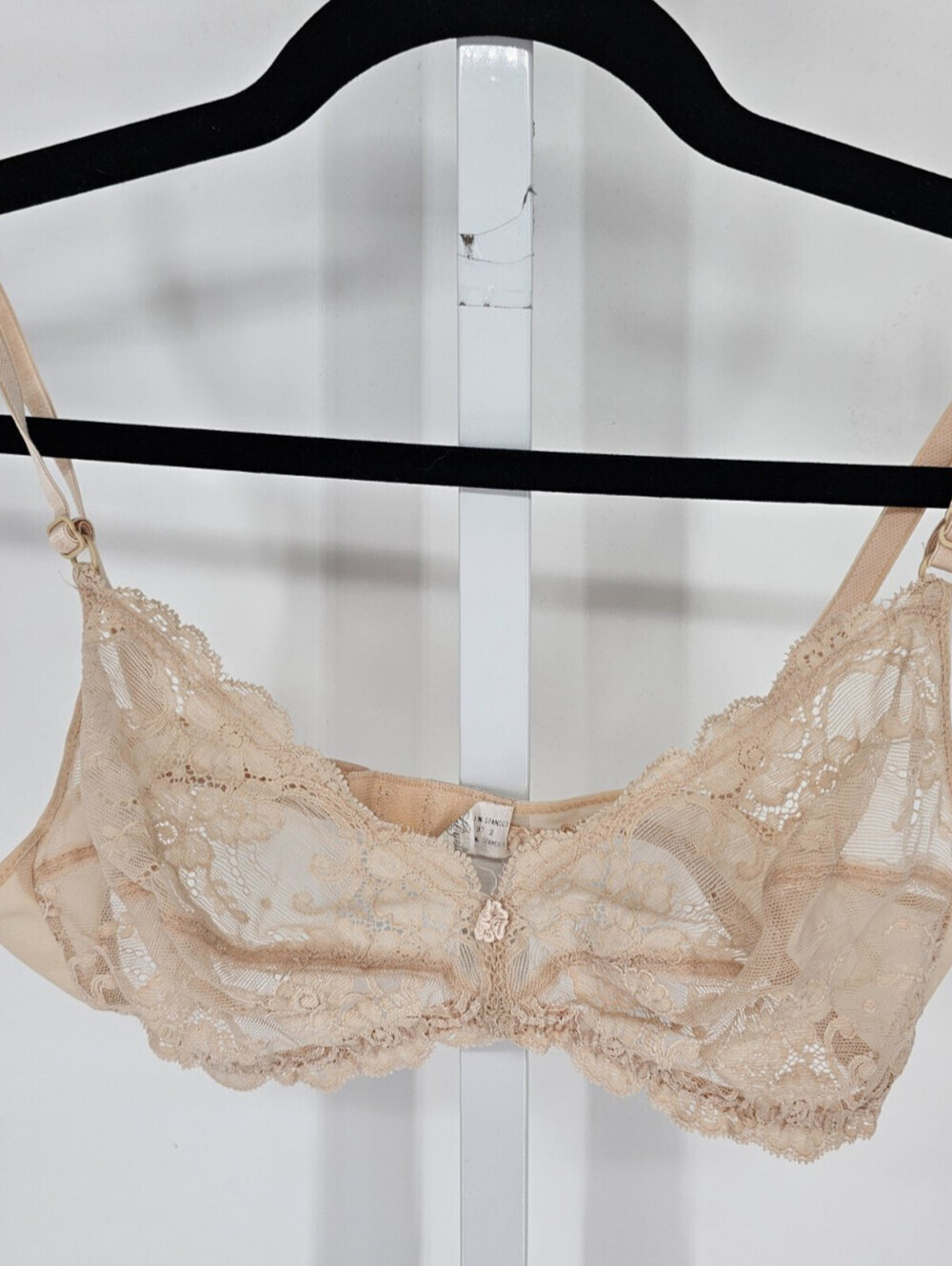 Vintage 1970s Lilyette Womens Sz 34C Semi Sheer T Shirt Bra Beige Lace